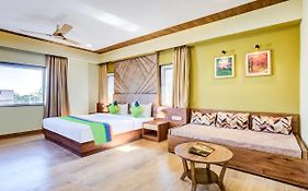 Treebo Trend Opulence Inn Udaipur